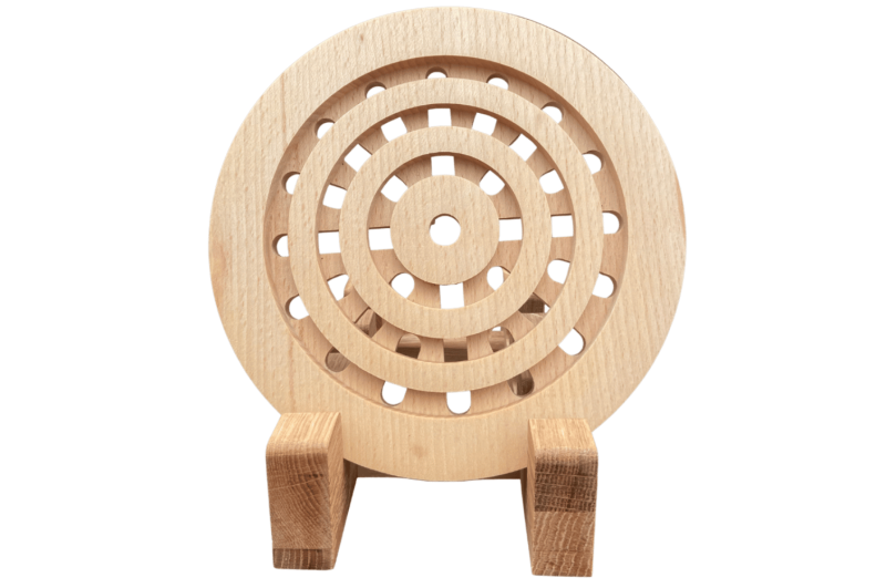 Ring shaped beech trivet 19ø cm