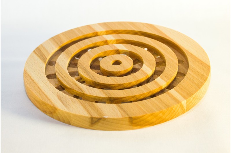 Ring shaped beech trivet 19ø cm